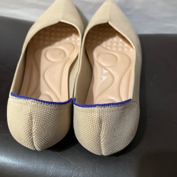 Rothy’s flat - Picture 5 of 13